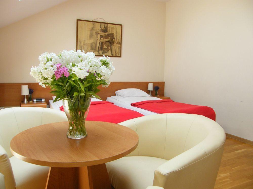 Apartamenty Kajzer クラクフ エクステリア 写真